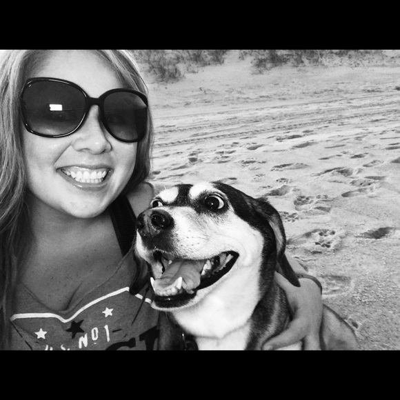 Meet your Posher, Jessica - Picture 6 of 9